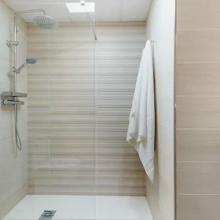 Apartamento Lujo Ancha Del Carmen Malaga Exterior photo
